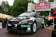 Rallye Český Krumlov: Jaromír Tarabus a Daniel Trunkát se Škodou Fabia S2000 na startu soutěže